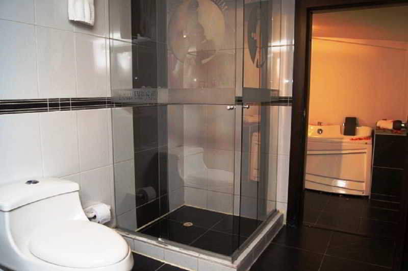 Hotel Emporium Богота Екстериор снимка