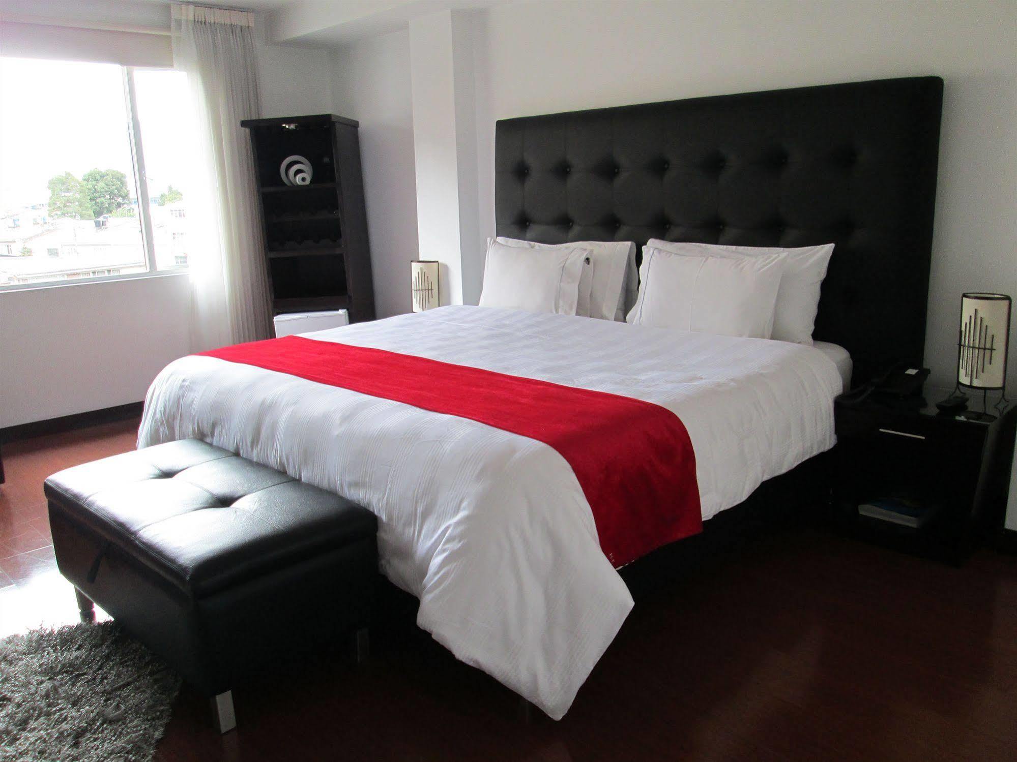 Hotel Emporium Богота Екстериор снимка
